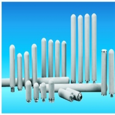 Titanium rod filter core